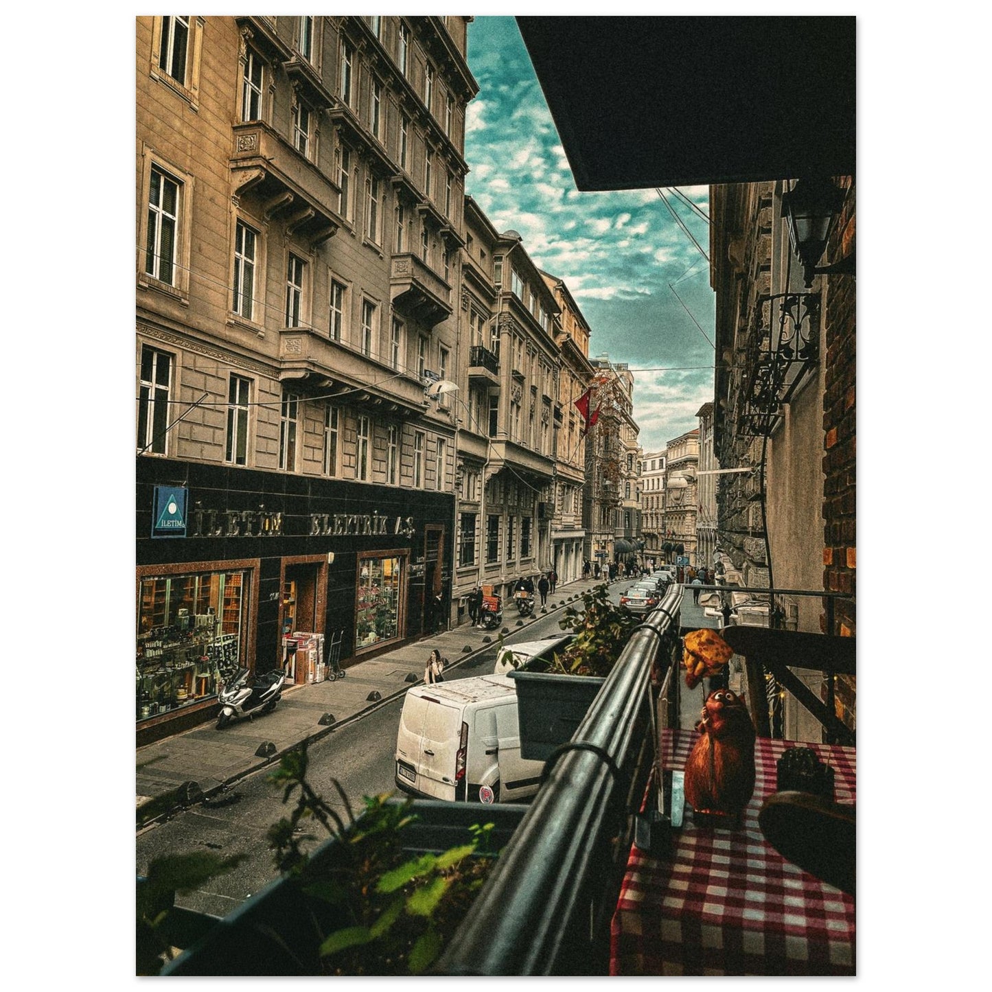 c53e9d77-e42f-4c2a-8d12-edde98e61f4f